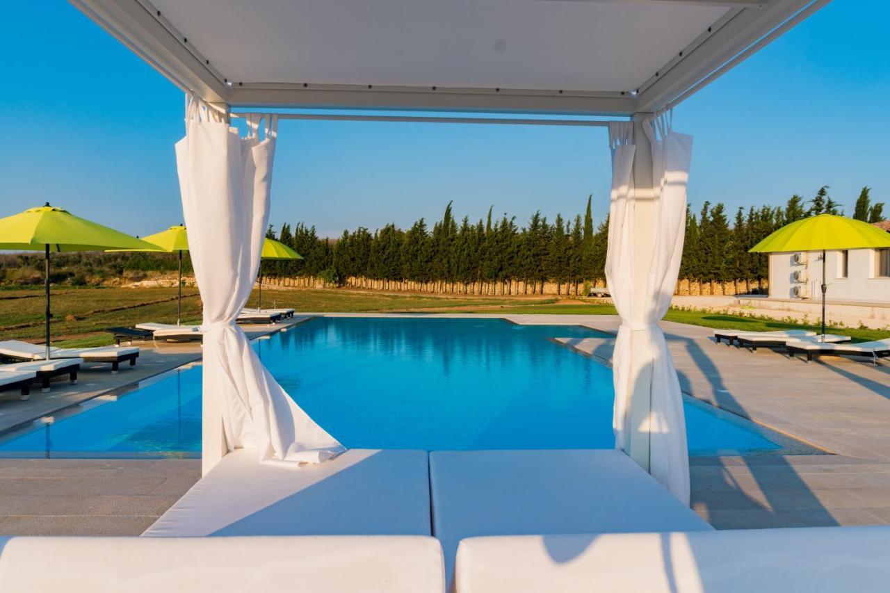 Villa Casale Cerfignano Kültér fotó