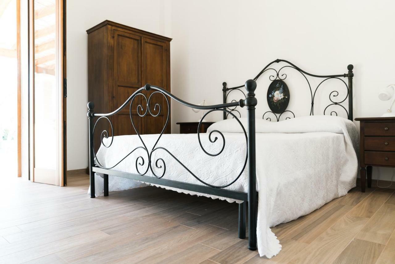 Villa Casale Cerfignano Kültér fotó